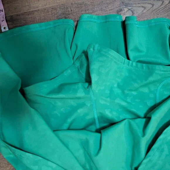 NWT Emily McCarthy Serena Skort Green Leopard Size M Tennis Skirt - Picture 11 of 12